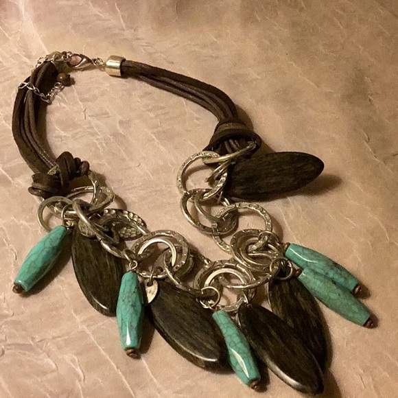 Chunky large circle links with turquoise look & brown beads w/leather cord - Picture 7 of 7